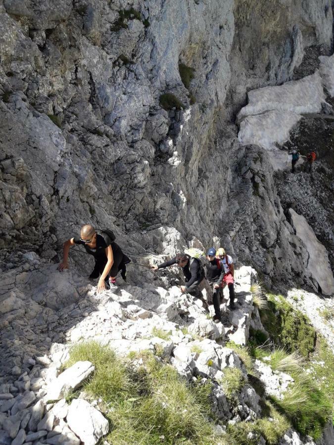 Natour l'Ostello per i camminatori Barisciano Esterno foto