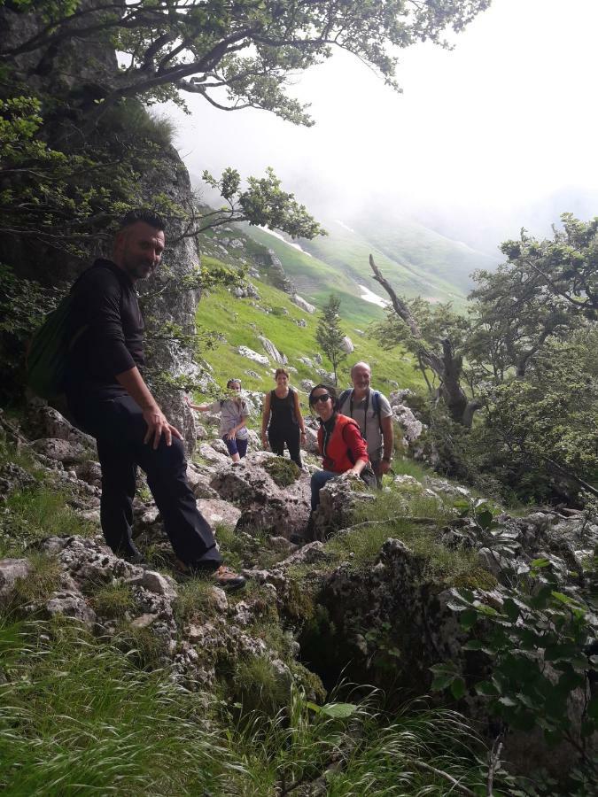 Natour l'Ostello per i camminatori Barisciano Esterno foto